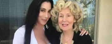 Cher a anunțat decesul mamei sale, cântăreaţa şi actriţa Georgia Holt